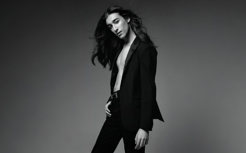 Ό&tau;&alpha;&nu; &eta; &tau;&epsilon;&chi;&nu;&eta;&tau;ή &nu;&omicron;&eta;&mu;&omicron;&sigma;ύ&nu;&eta; &sigma;&upsilon;&nu;&alpha;&nu;&tau;ά &tau;&omicron; &sigma;&upsilon;&nu;&alpha;ί&sigma;&theta;&eta;&mu;&alpha;: &Omicron; &Kappa;ύ&pi;&rho;&iota;&omicron;&sigmaf; &delta;&eta;&mu;&iota;&omicron;&upsilon;&rho;&gamma;ό&sigmaf; &pi;&omicron;&upsilon; &gamma;&rho;ά&phi;&epsilon;&iota; &mu;&omicron;&upsilon;&sigma;&iota;&kappa;ή &alpha;&lambda;&lambda;&iota;ώ&sigmaf;