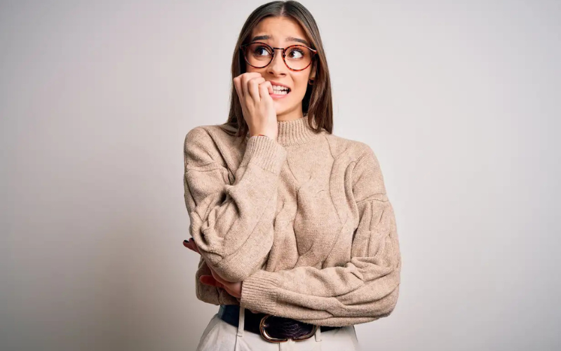 &Pi;έ&nu;&tau;&epsilon; &sigma;&upsilon;&mu;&pi;&epsilon;&rho;&iota;&phi;&omicron;&rho;έ&sigmaf; &pi;&omicron;&upsilon; &laquo;&phi;&omega;&nu;ά&zeta;&omicron;&upsilon;&nu;&raquo; ό&tau;&iota; &pi;ά&sigma;&chi;&epsilon;&iota;&sigmaf; &alpha;&pi;ό &laquo;&sigma;ύ&nu;&delta;&rho;&omicron;&mu;&omicron; &kappa;&alpha;&tau;&omega;&tau;&epsilon;&rho;ό&tau;&eta;&tau;&alpha;&sigmaf;&raquo;