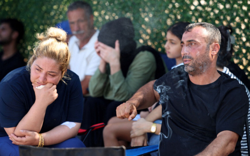 &Sigma;&upsilon;&gamma;&kappa;&lambda;&omicron;&nu;ί&zeta;&epsilon;&iota; &eta; &mu;&alpha;&rho;&tau;&upsilon;&rho;ί&alpha; &mu;&eta;&tau;έ&rho;&alpha;&sigmaf; &pi;&omicron;&upsilon; έ&chi;&alpha;&sigma;&epsilon; &tau;&alpha; &delta;ύ&omicron; &pi;&alpha;&iota;&delta;&iota;ά &tau;&eta;&sigmaf; &sigma;&tau;&omicron; &nu;&alpha;&upsilon;ά&gamma;&iota;&omicron; &tau;&eta;&sigmaf; &Kappa;&epsilon;&rho;ύ&nu;&epsilon;&iota;&alpha;&sigmaf; &ndash; &laquo;&Gamma;&lambda;ί&sigma;&tau;&rho;&eta;&sigma;&epsilon; &alpha;&pi;ό &tau;&alpha; &chi;έ&rho;&iota;&alpha; &mu;&omicron;&upsilon;&raquo;